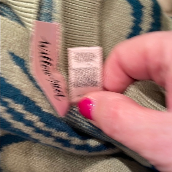 Chic Buckle Cutout Sweater - Picture 7 of 7